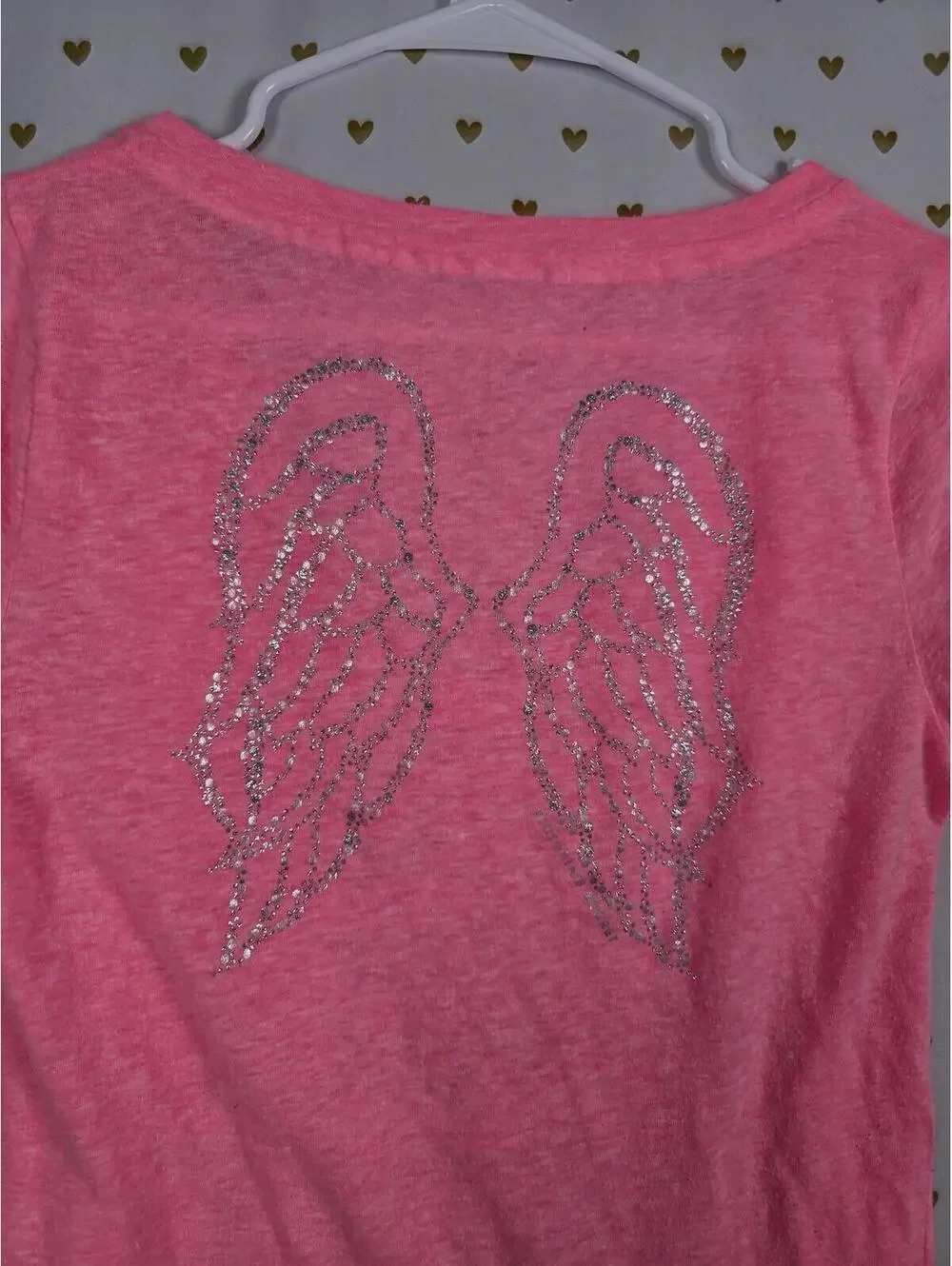 Victorias Secret ANGEL BLING WINGS Neon V neck SUPERMODEL ESSENTIALS Tee Shirt - Picture 9 of 9